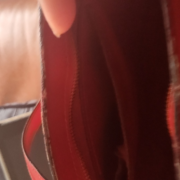 LV Red EPI Bag - Picture 5 of 6